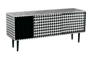 Credenza con decorazioni optical in bianco e nero